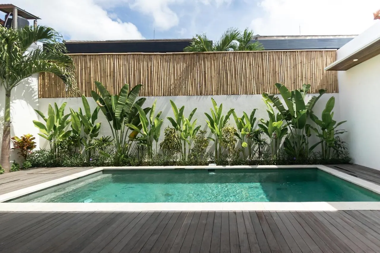 La Bumbak Villa Canggu  Indonesia